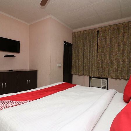 Oyo 24672 Bharat Guest House Delhi  Eksteriør bilde