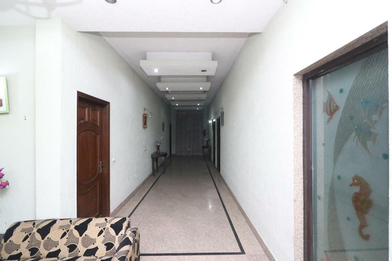 Oyo 24672 Bharat Guest House Delhi  Eksteriør bilde