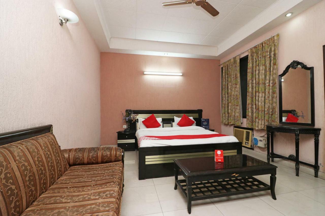 Oyo 24672 Bharat Guest House Delhi  Eksteriør bilde