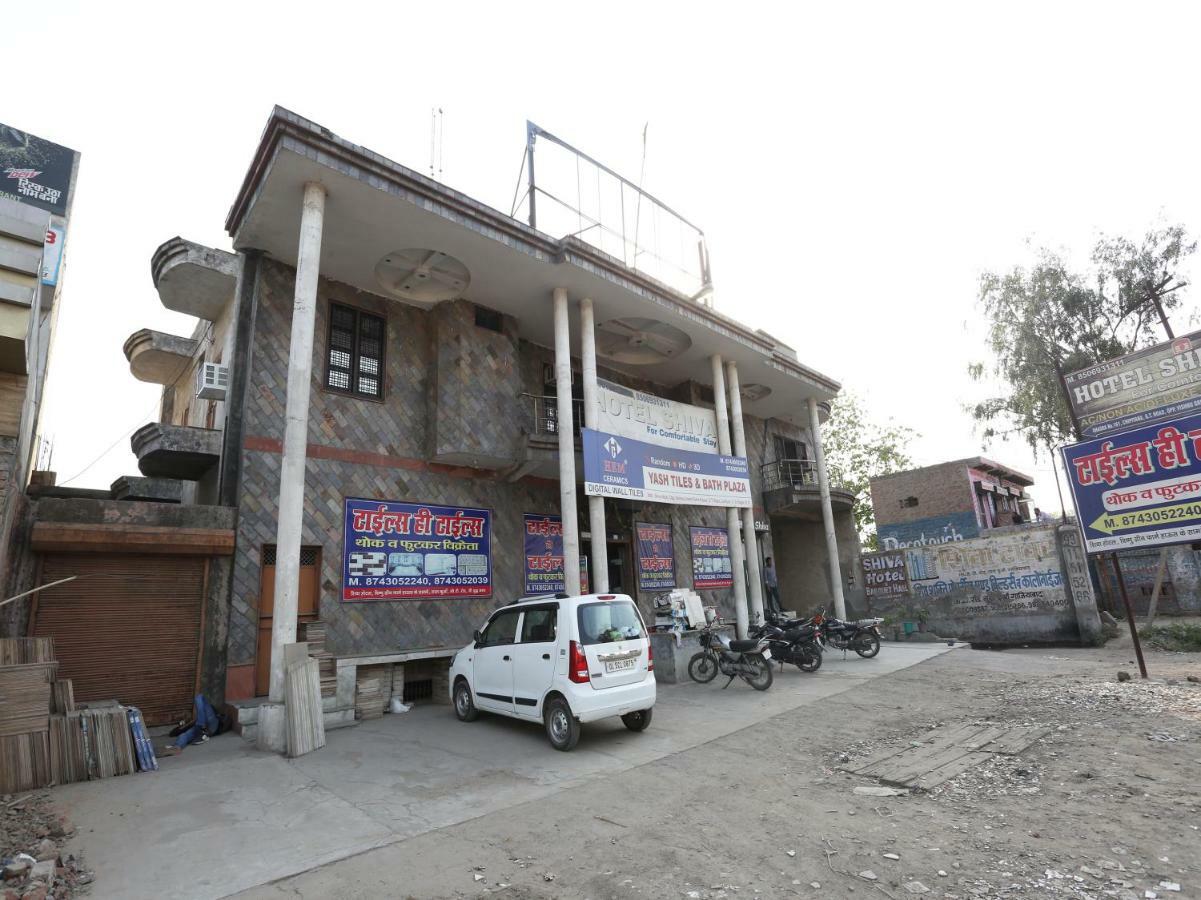 Oyo 24672 Bharat Guest House Delhi  Eksteriør bilde